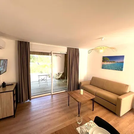 T2 Neuf A 800 M De La De Cala Rossa N 80 *