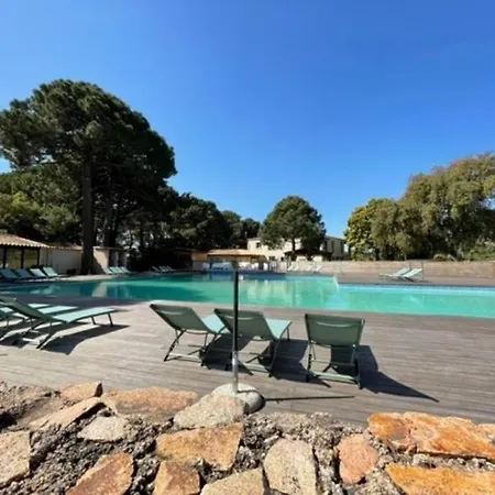 T2 Neuf A 800 M De La De Cala Rossa N 80 * Lecci